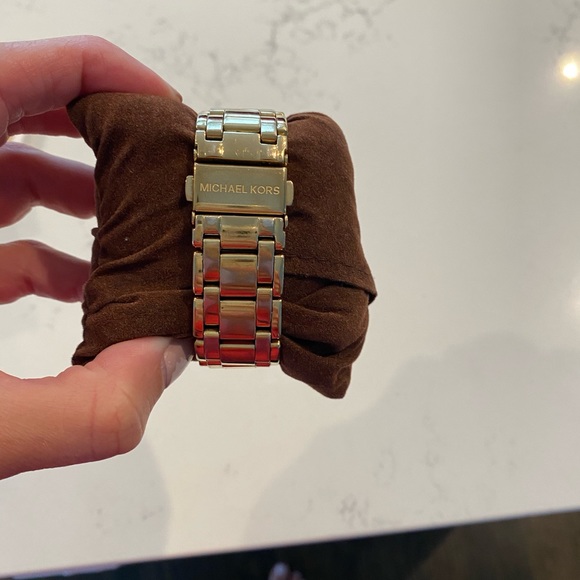 Michael Kors Gold Watch - Picture 2 of 2